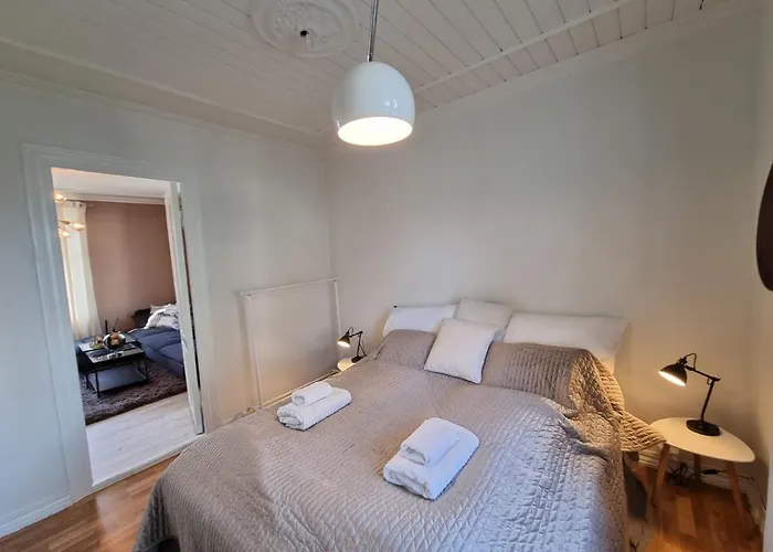Modern And 2 Bedroom W/king Beds + Free Parking * Stavanger