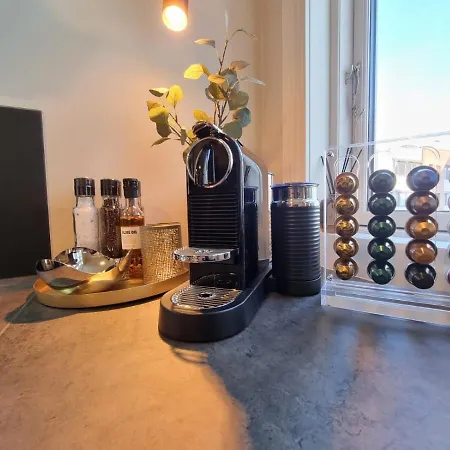 Апартаменты Modern And 2 Bedroom W/king Beds + Free Parking Ставангер